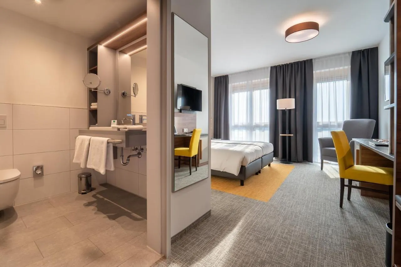 Hotel Includio Regensburg 4*,